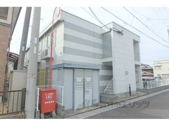 レオパレスフォーレスト外観写真3