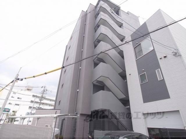 ファーストフィオーレ京都西京極外観写真3