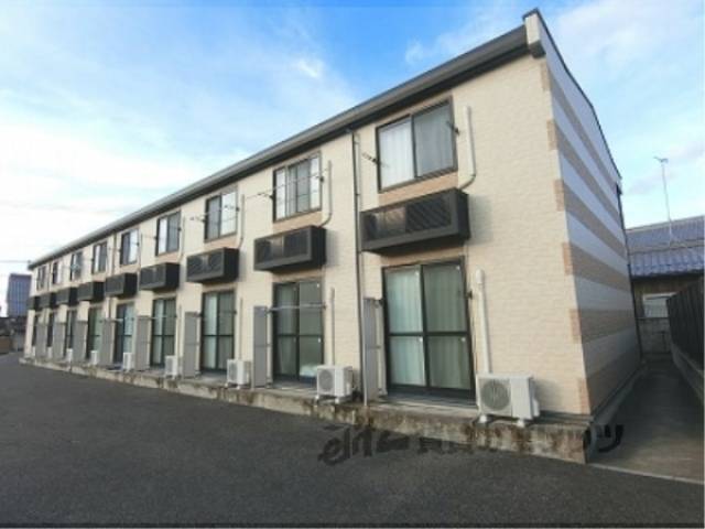 レオパレスプレマ　ダーラ外観写真2