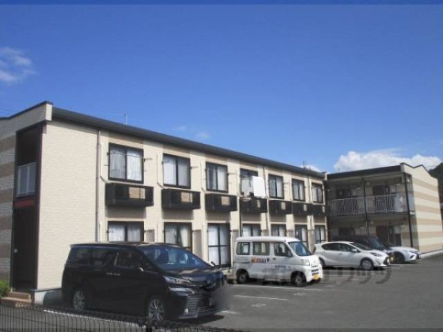 レオパレス華外観写真3