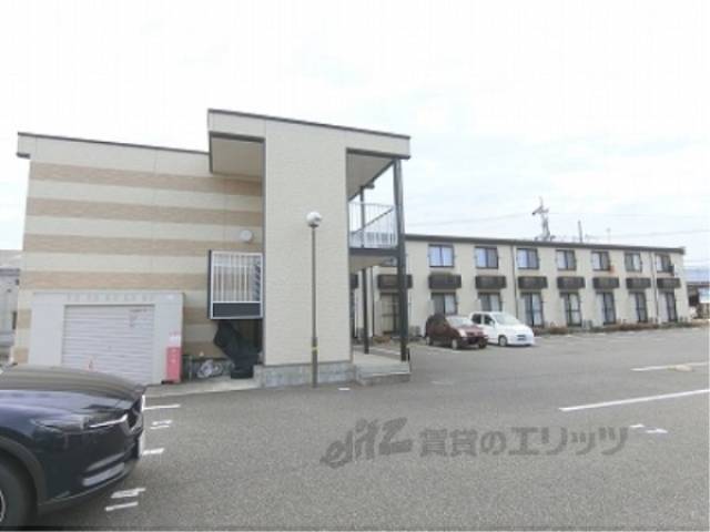 レオパレスザ　ストリングス外観写真3