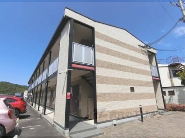 レオパレスアクア東近江外観写真1