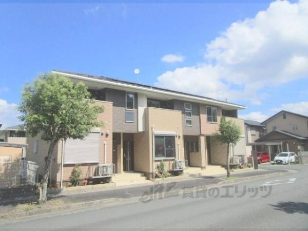 112764の外観写真