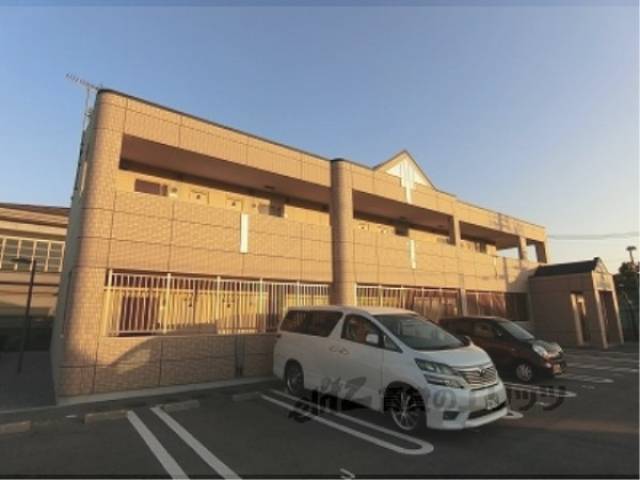 ヴィラージュ１２外観写真2