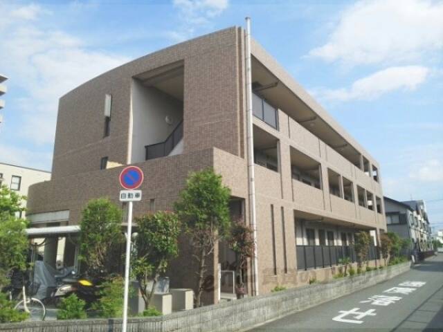 カーサ　フィレンツェ外観写真1