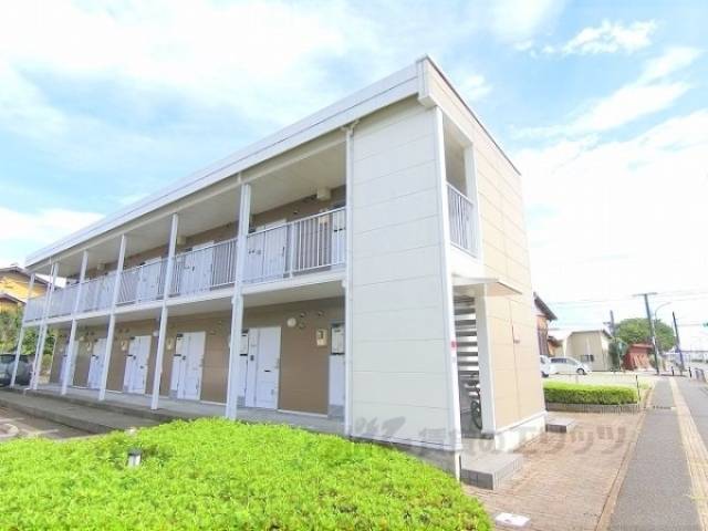 レオパレス緑町外観写真2