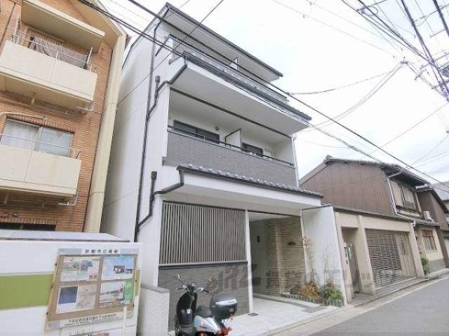 ブリエ京都外観写真1