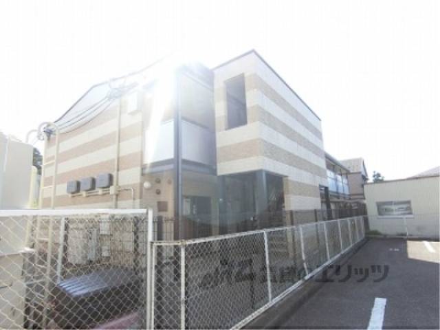 レオパレスコート　ダジュール外観写真3