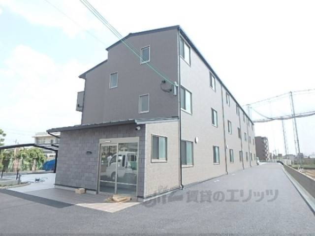 アークリード太秦外観写真1