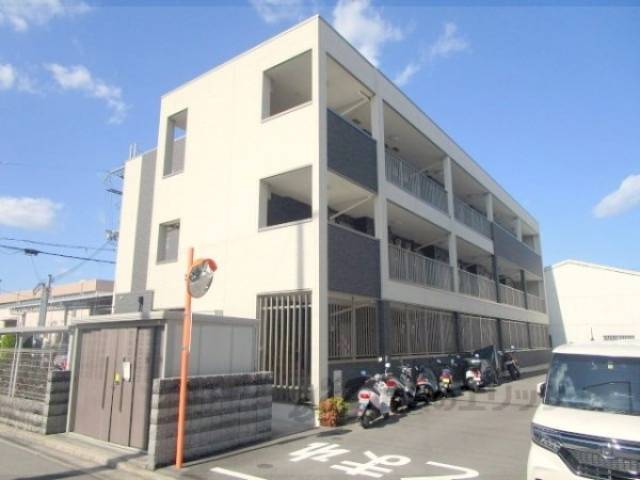 鶴野リバーサイドテラス外観写真2