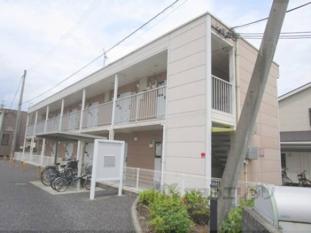 レオパレス湖畔平外観写真3