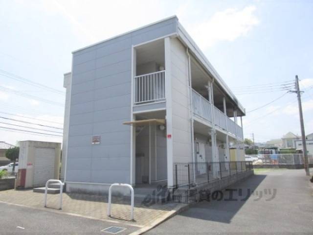 レオパレスびわこローズタウン外観写真2