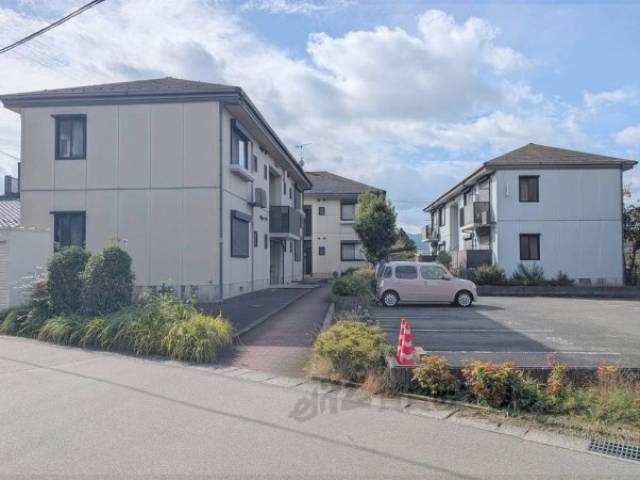 フォレスト篠外観写真2