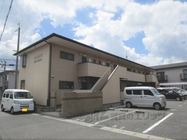 マジェスティ1998南外観写真1