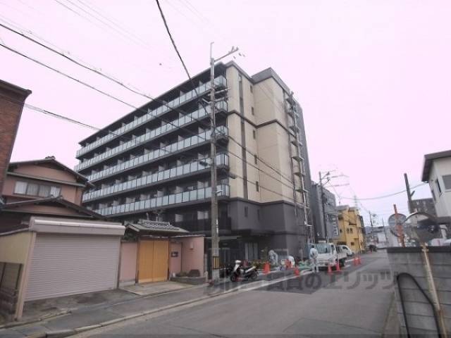 エステムコート京都西院外観写真1
