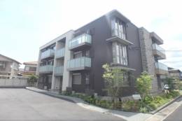 プレミアス大津京外観写真