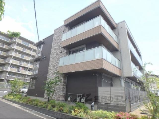 プレミアス大津京外観写真2