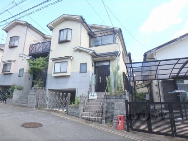 貸家外観写真2