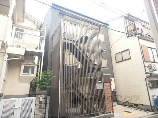 レジデンスリーブル外観写真1