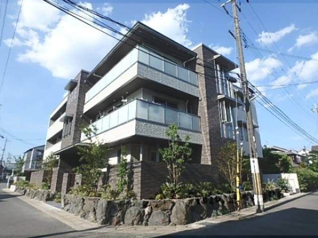 シャーメゾンリベルテ外観写真2