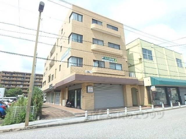 伸栄ハイツ外観写真1