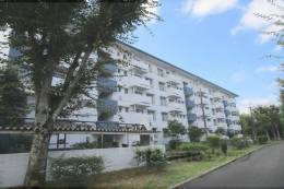 保津川団地3号棟外観写真