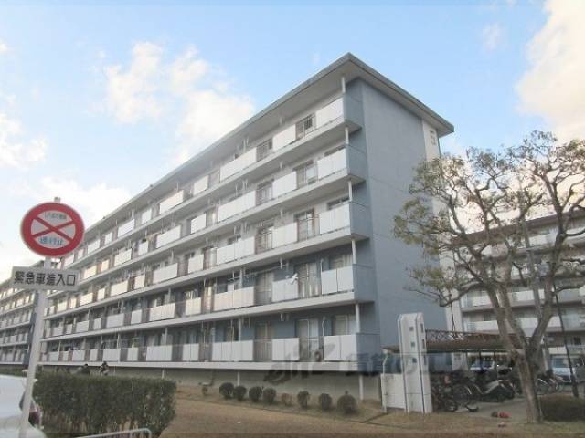 保津川団地５号棟外観写真1