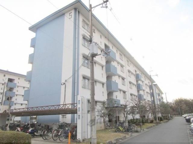 保津川団地５号棟外観写真2
