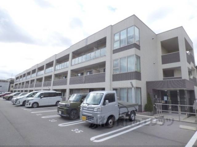 エルヴィータ大山崎外観写真1