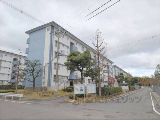 保津川団地１８号棟外観写真1