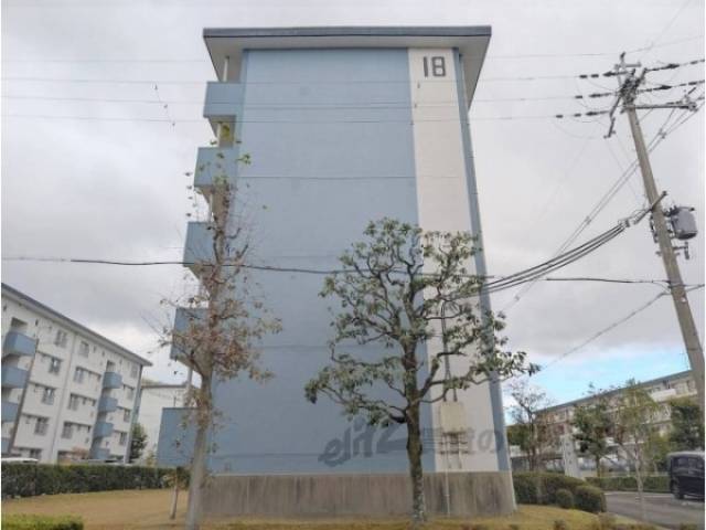 保津川団地１８号棟外観写真2