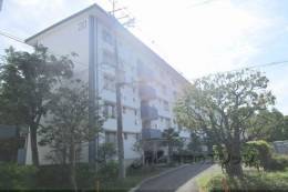 保津川団地２０号棟外観写真