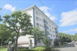 保津川団地２２号棟外観写真