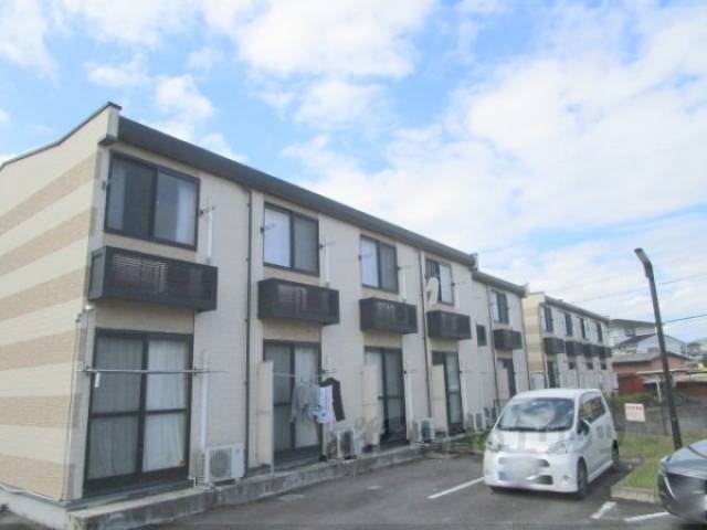 レオパレス城南外観写真2