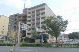 スワンズ京都油小路外観写真