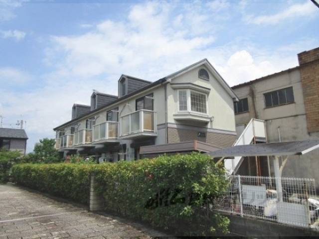 ファジィ亀岡外観写真1