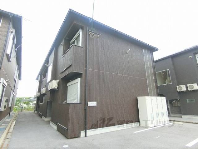 コンソラータ外観写真1