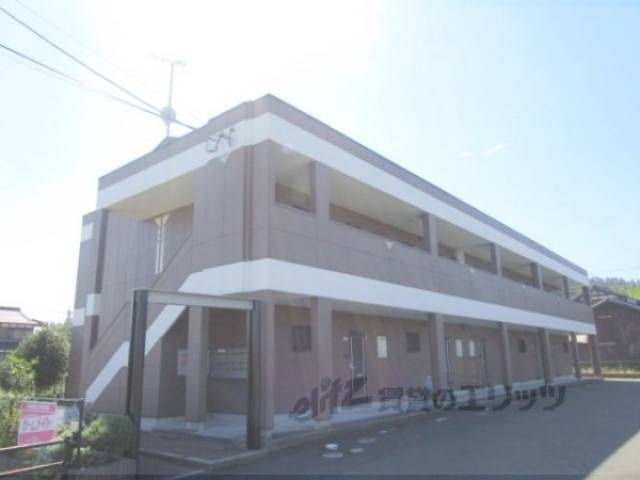 メゾンラピュタ外観写真1