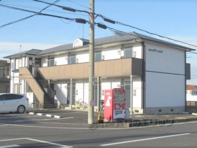 ロイヤルグリーンピア外観写真1