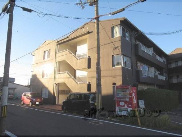 生出マンション外観写真2