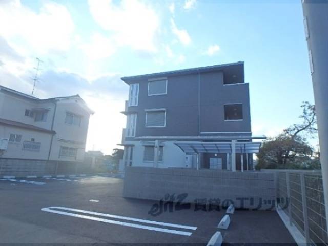 シンフォニー久津川外観写真2