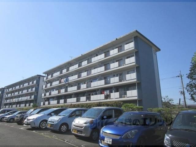 保津川団地１２号棟外観写真2