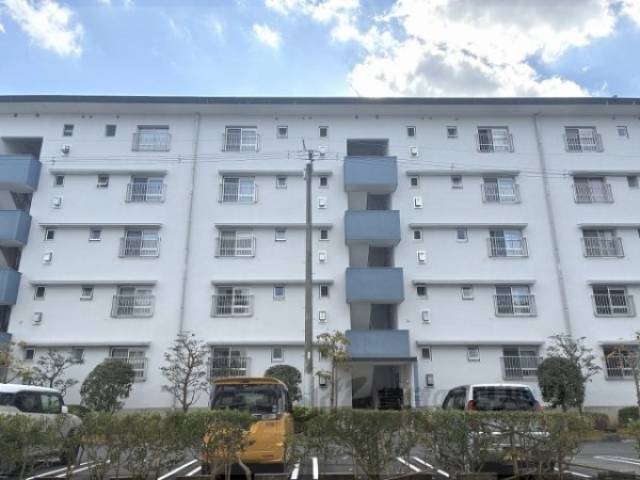 保津川団地２４号棟外観写真3