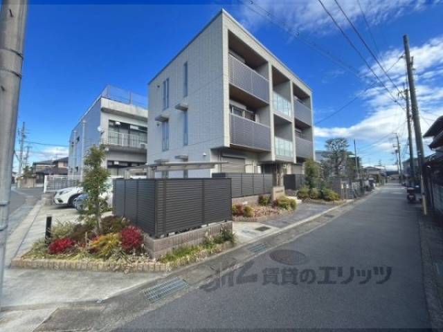 シャーメゾン長岡外観写真2