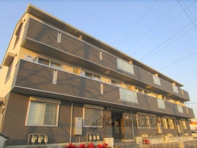 ハンズレジデンス泉外観写真3