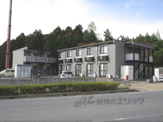 レオパレスあいのつちやま外観写真3