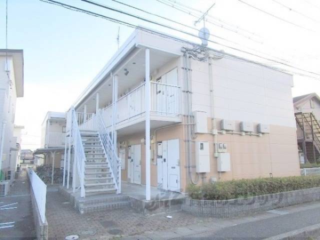 レオパレス水口外観写真1