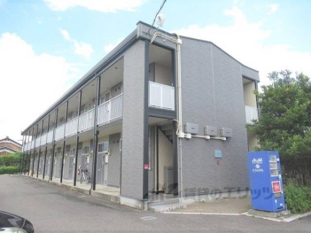 レオパレス南小路外観写真1