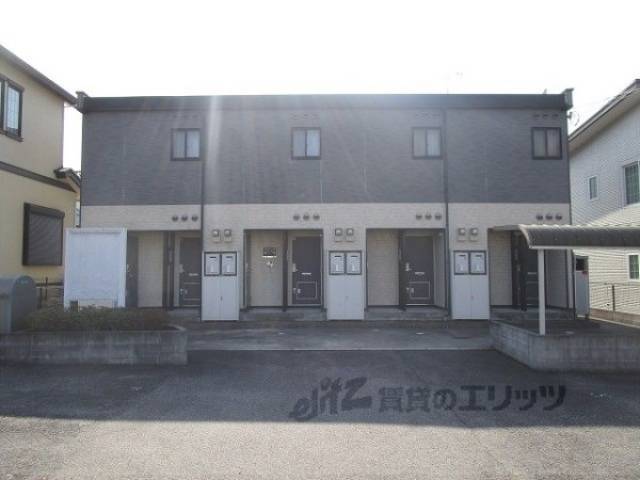 レオパレス菩提寺外観写真2