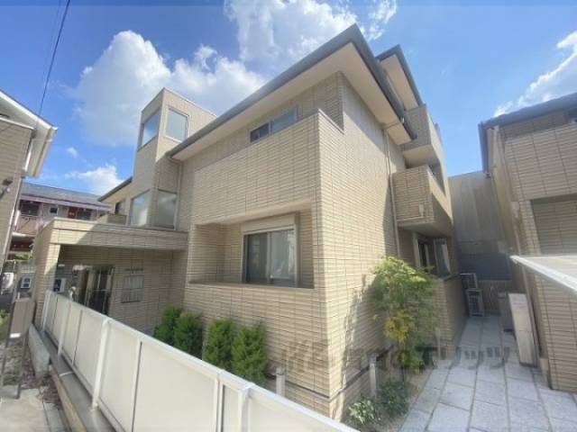 グラン・ディオール鴨川外観写真1